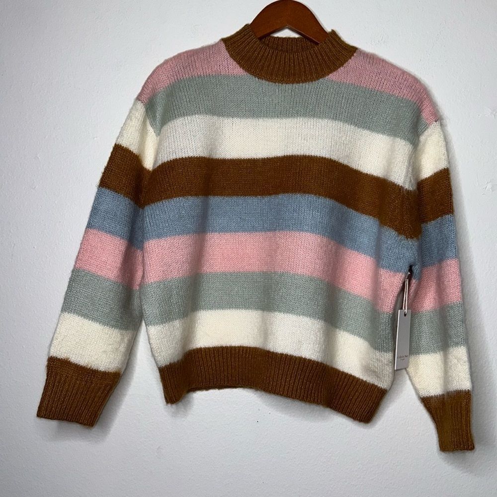 A Collective Story Stripe Pullover Sweater Size Medium